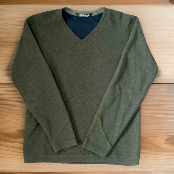Arcteryx Donavan V-Neck Sweater Mens Medium Dark Green Wool Blend Long Sleeve - Picture 1 of 4